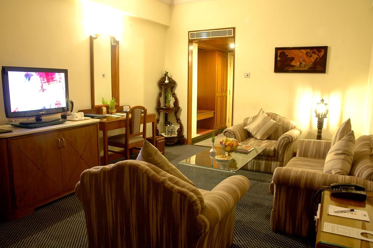 Sandesh The Prince Mysore Exterior foto