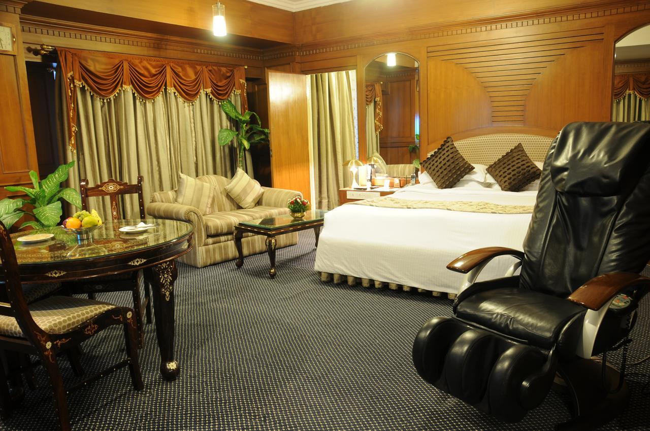 Sandesh The Prince Mysore Exterior foto