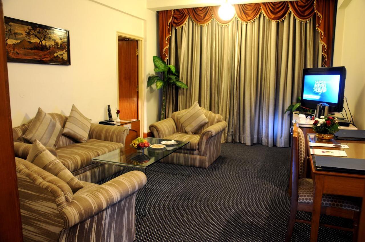 Sandesh The Prince Mysore Habitación foto